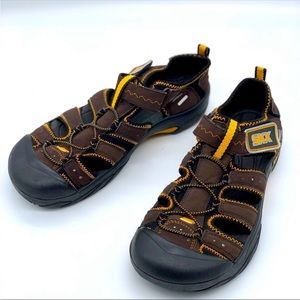 SKECHERS HIKING OUTDOOR SHOES